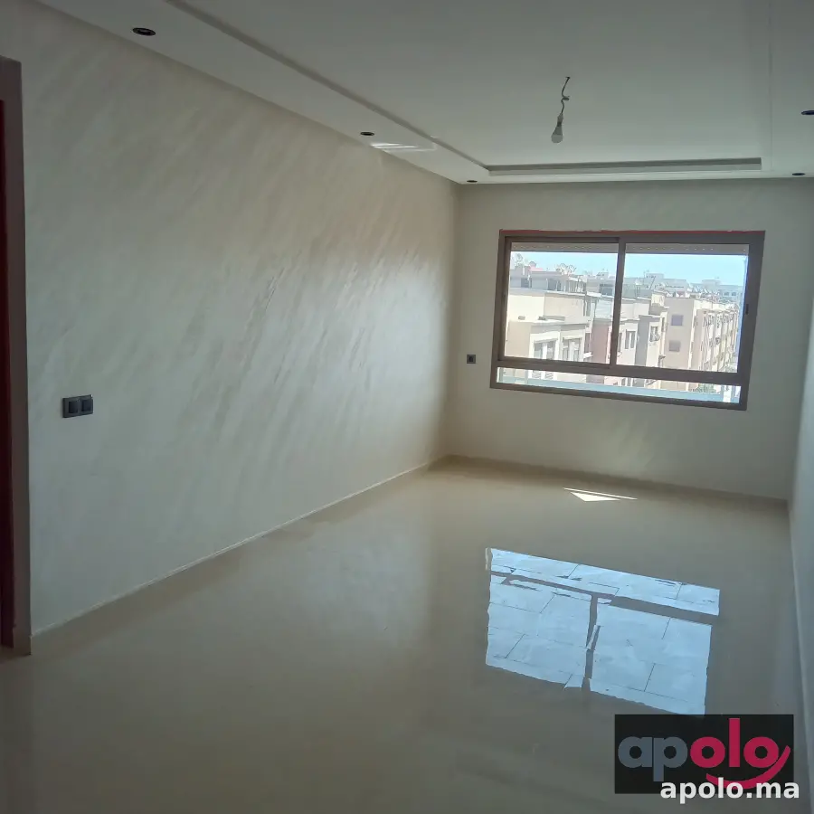 À VENDRE – Appartement à Bou...